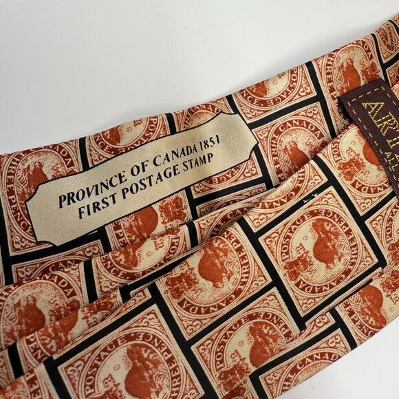 Museum Artifacts Province Of Canada 1851 First Postage Stamp 100% Silk Neck Tie - Picture 6 of 7